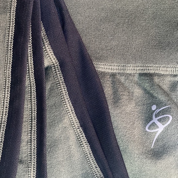 Leggings with Mesh - Picture 6 of 6